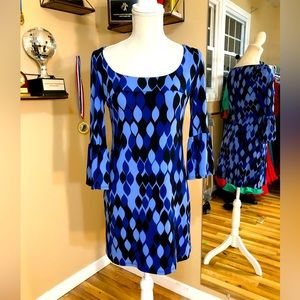 Bell sleeve dress